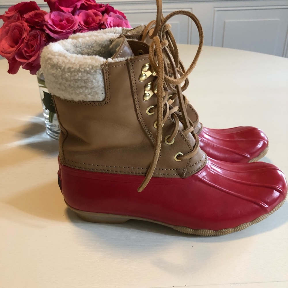 Sperry  duck boots. Rare color. Size 7